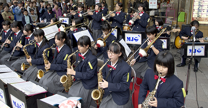 西宮市立西宮浜中学校