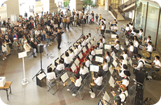 神戸朝日ビルディング1Fピロティ