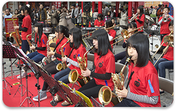 柳学園中学高等学校「スウィンギング・ウィロー・ジャズ・オーケストラ」